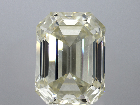 3.02 Emerald Cut Q VS