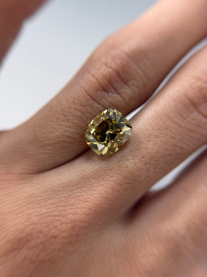 4.47 Old Mine Fancy Dark Brown-Yellow VS2 GIA