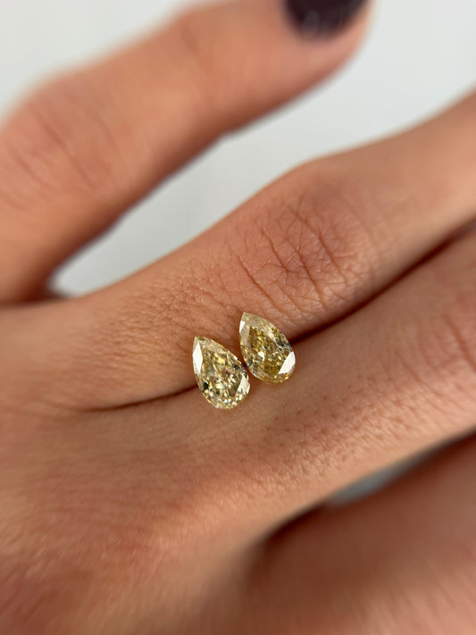 1.79ctw Fancy Yellowish Brown Pear Shapes VS2-SI2 (Matched Pair)