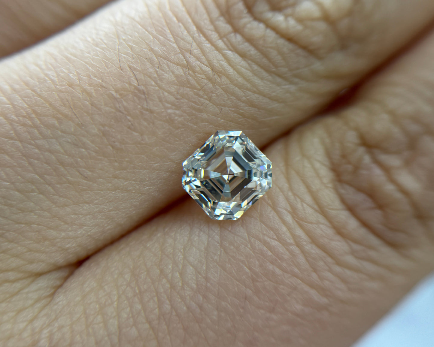 2.02 Asscher J VS2 GIA