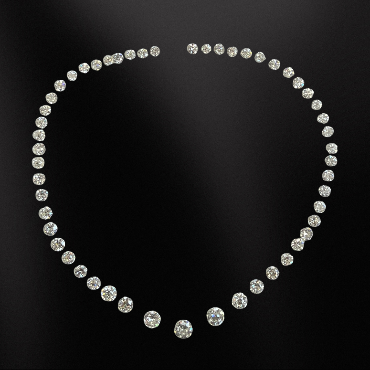 35.29 Light Cape Graduated Necklace NO SI+