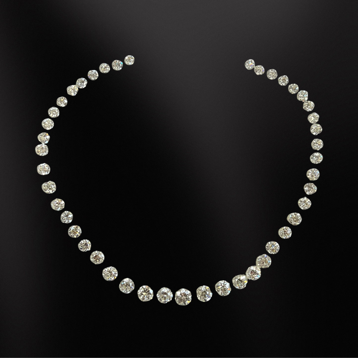 32.67 Graduated Necklace Layout QR SI+