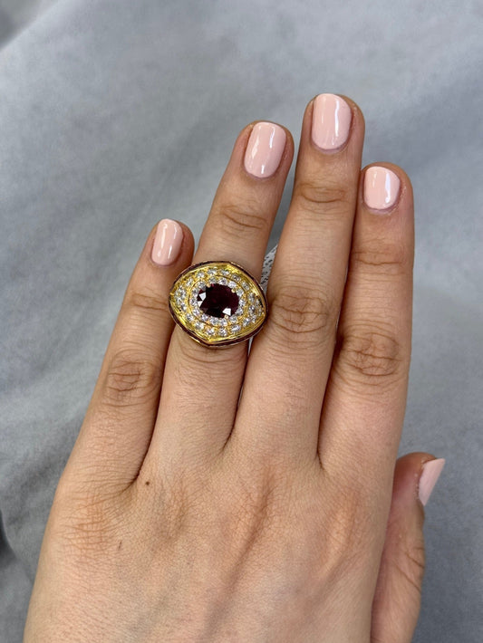 2.00 ct Oval Ruby GIA (Thai Heated) Dome Ring 18KY