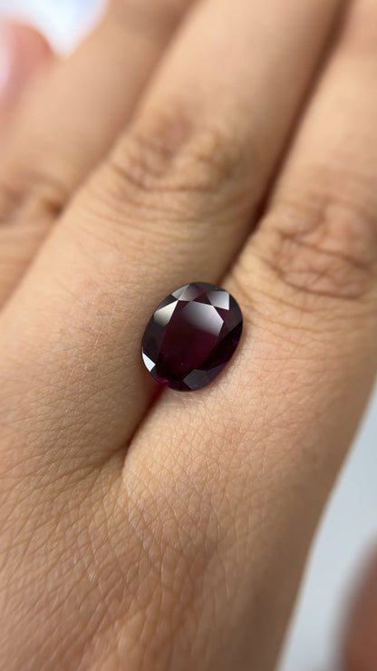 3.86 Oval Purple-Red Ruby Oval Thailand Heated GIA