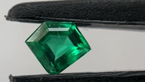 0.79 Emerald Kite Green