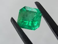 7.46 Octagonal Emerald Green Colombian F1 GIA