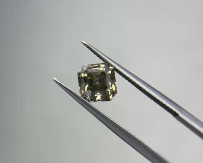 1.04 Asscher	Fancy Dark Greenish Grey SI1 GIA