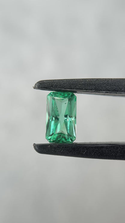 3.08 Octagonal Emerald Green Colombia GIA No Oil