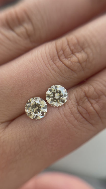 3.49ctw Euro N-O VS2/SI1 (Matched Pair)